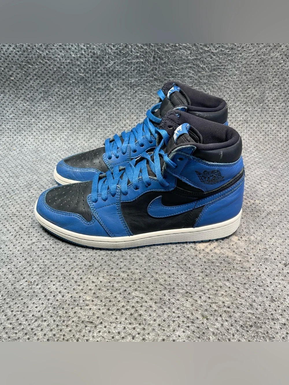 Nike Air Jordan 1 High Dark Marina Shoes Size 8.5 Men’s